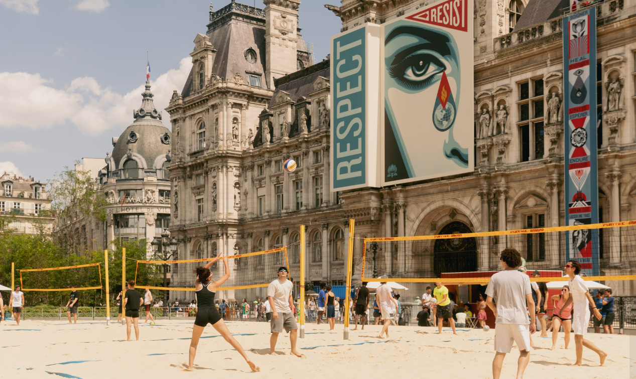 beach-volley devant l’Hôtel de Ville